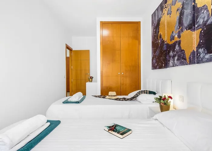 B18 Stunning Tajinaste En Abrigos *