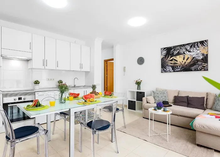 B18 Stunning Tajinaste En Abrigos